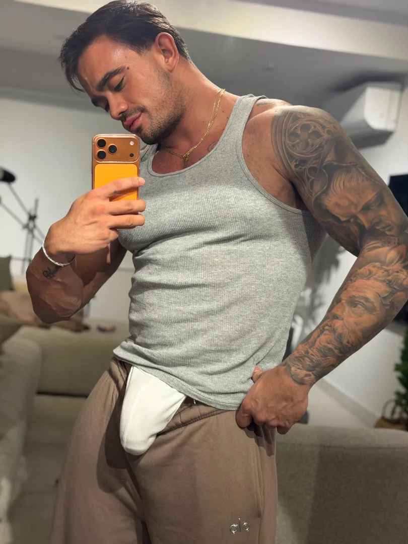 If you’re looking respectfully… you’re doing it wrong posted by vellitrap