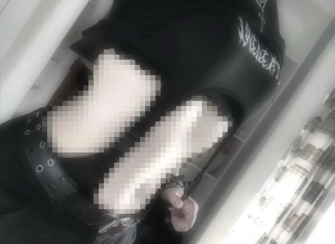 if you’re seeing pixels you’re a beta :P posted by GoddessLexi444