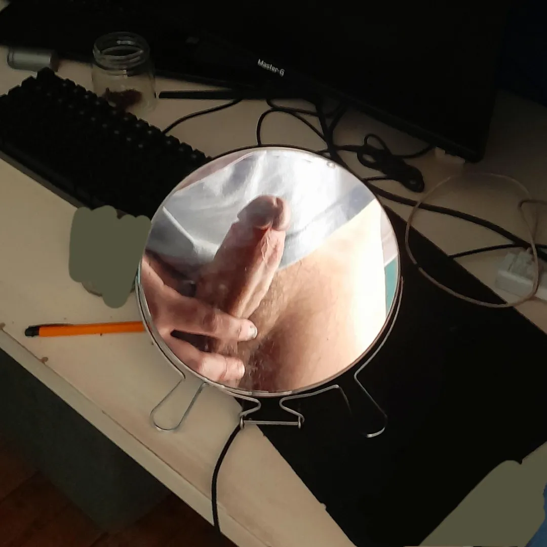 Ignoren el desorden  [m] posted by Anxious-Nothing-5878