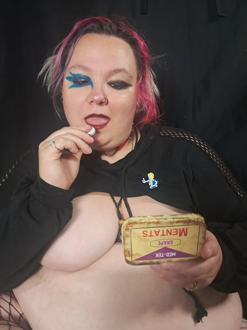 I'll be your atom bomb baby posted by EvenAllOver