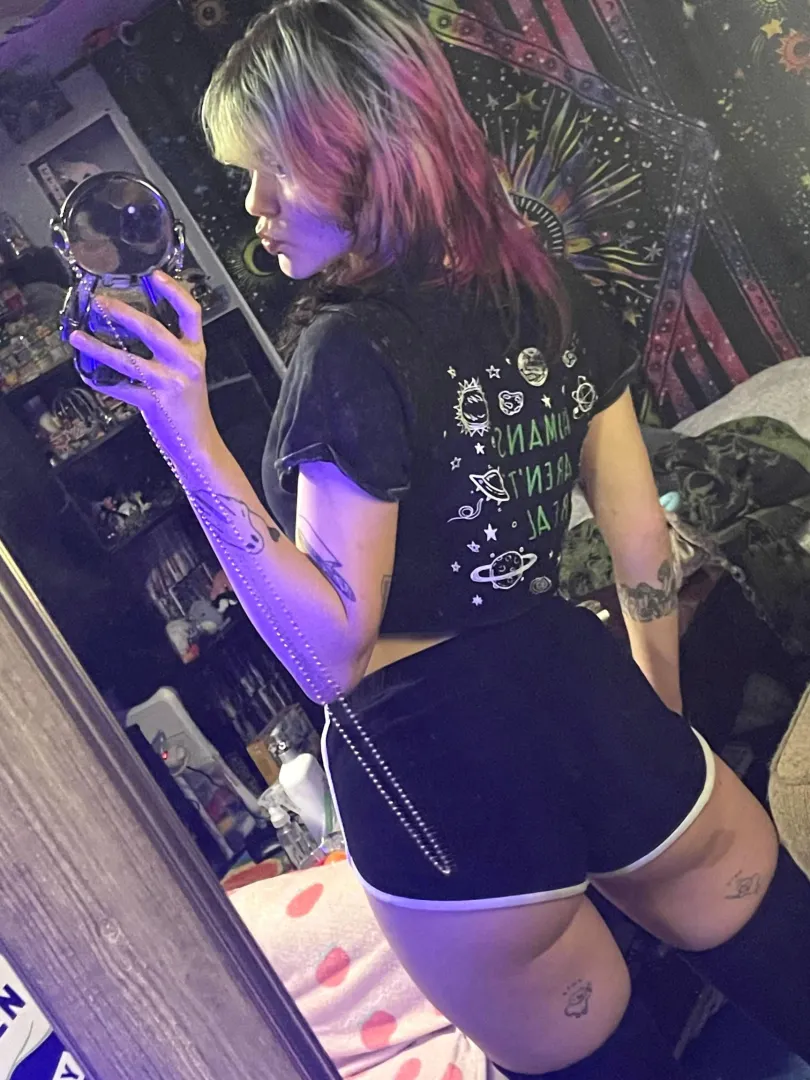 I’ll caution you about girls with this hair posted by Humblelemon_