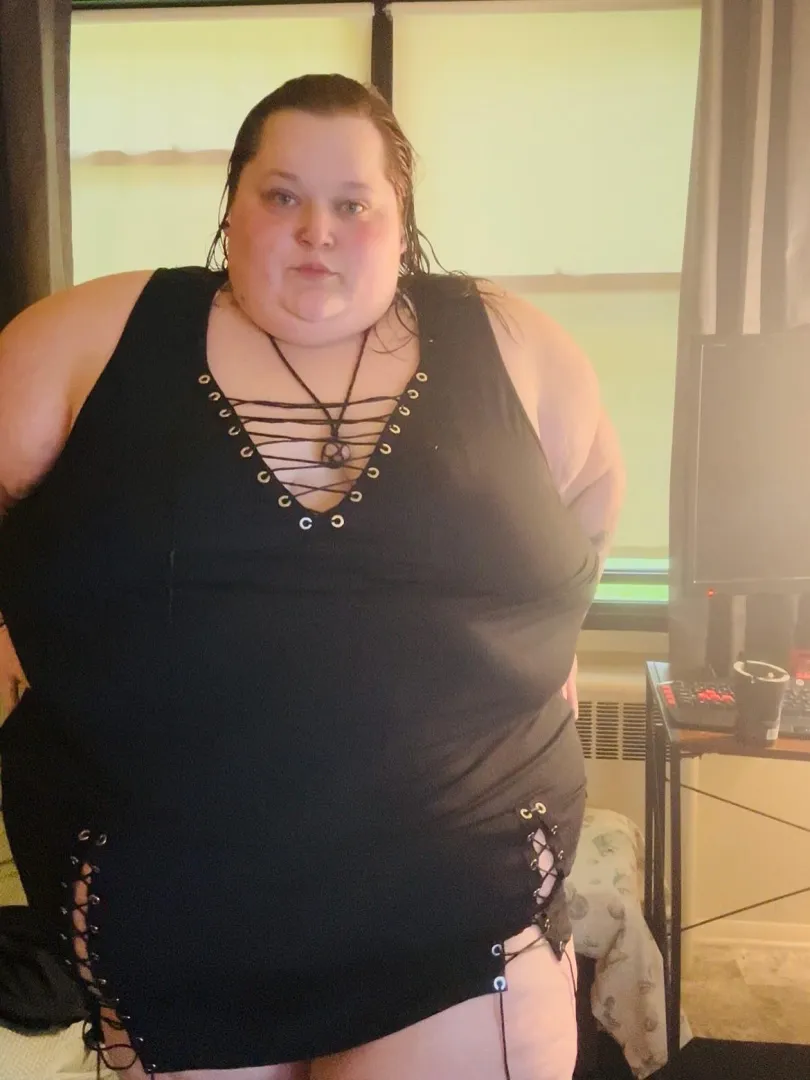 Ill cheer u up on this Monday  posted by BIGGBECKX2