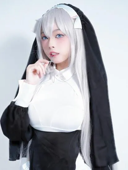 I’ll do anything to get your holy water posted by itsmeirisduh