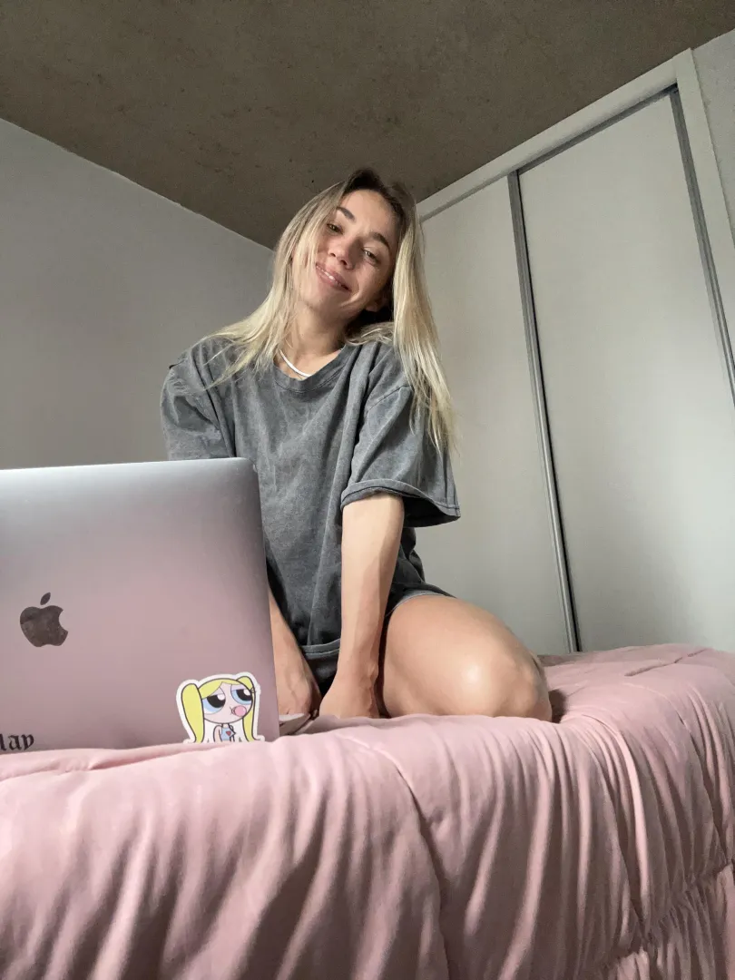 I'll make your dick hard in 10 seconds posted by PineappleBusiness675