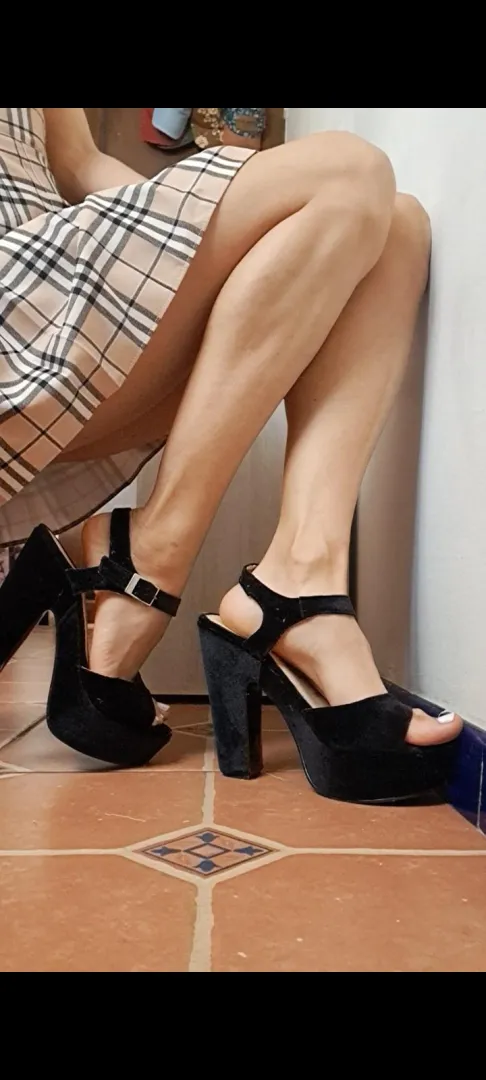 I'll sink my teeth into you and drain you dry posted by Ali052296