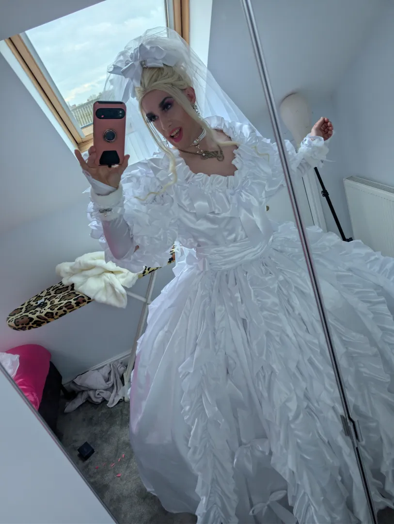 I'm a little concerned that I might not be being obvious enough with what I am... posted by Scarlett-Isabella