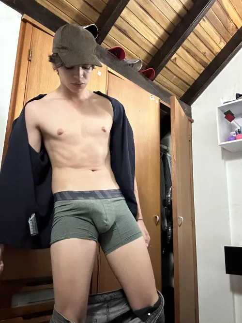 i’m a little shy by crzy_samm