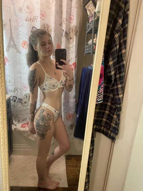 I’m always ready for a good time!  by obviously_kitten