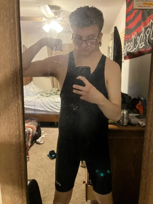 I’m back babes anyone want see my body more by Maxilovefuck