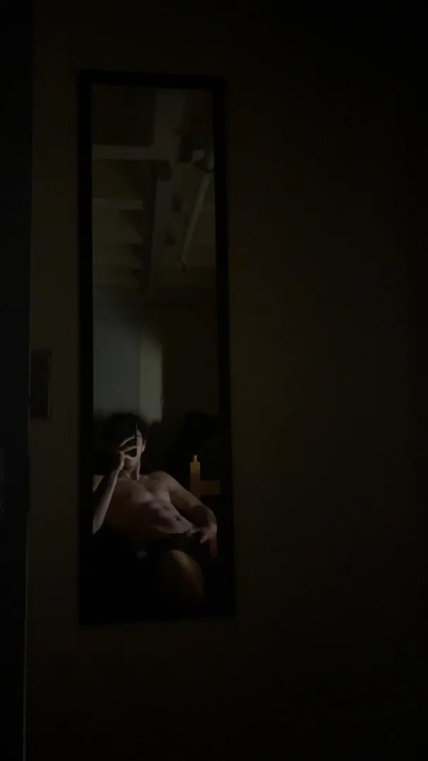 I'm back with a slight tease [M] posted by SeriousBed6818