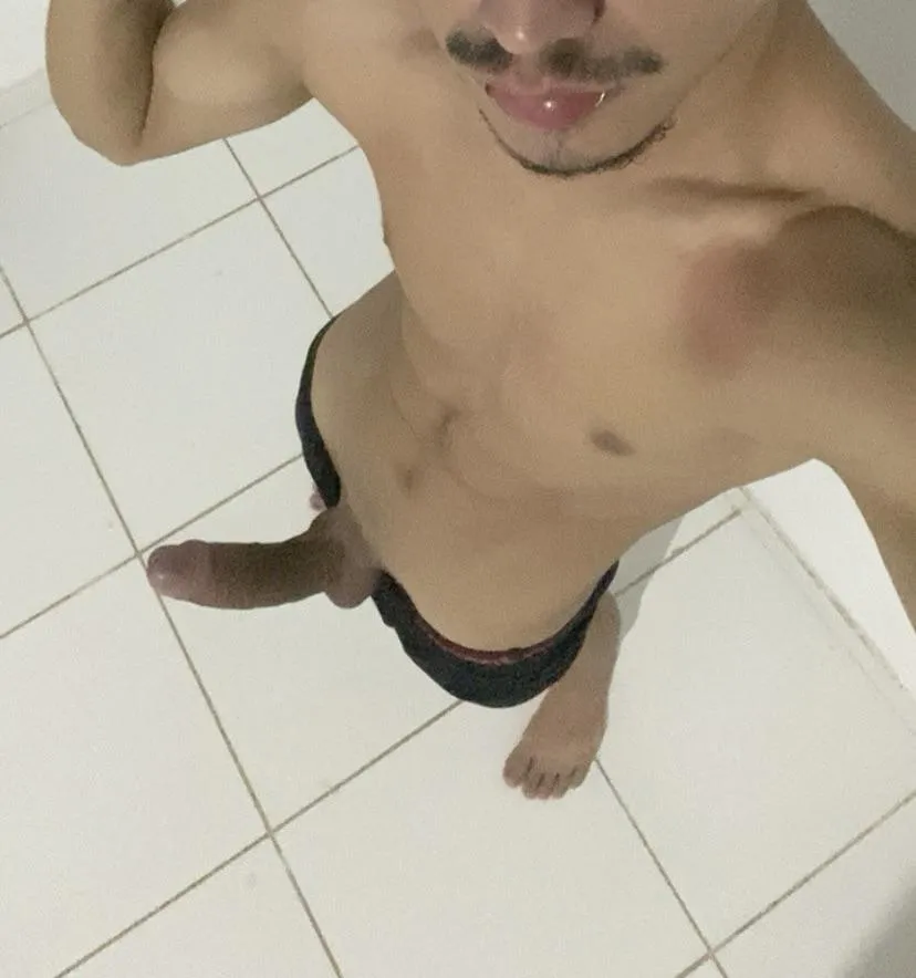 Im bored aga posted by highly-sexed