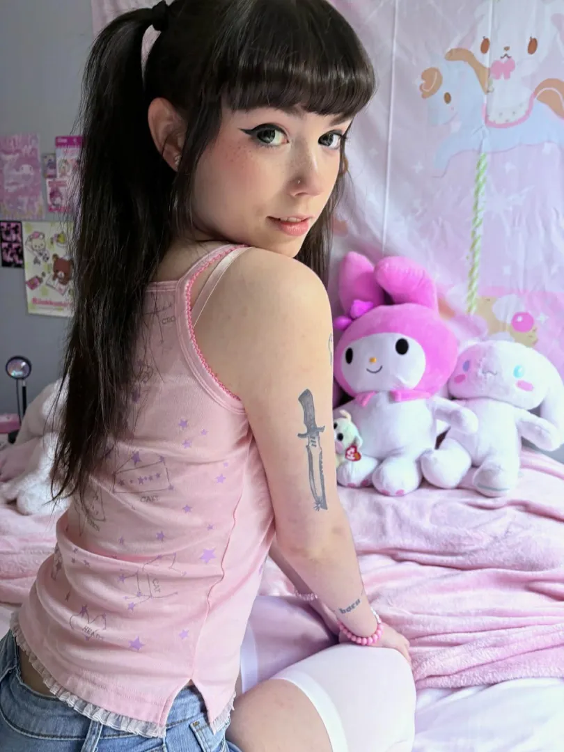 I’m cuddly  posted by Angelic_Girlx