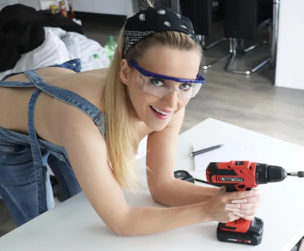 I’m doing the drilling by OpenHouseXXX