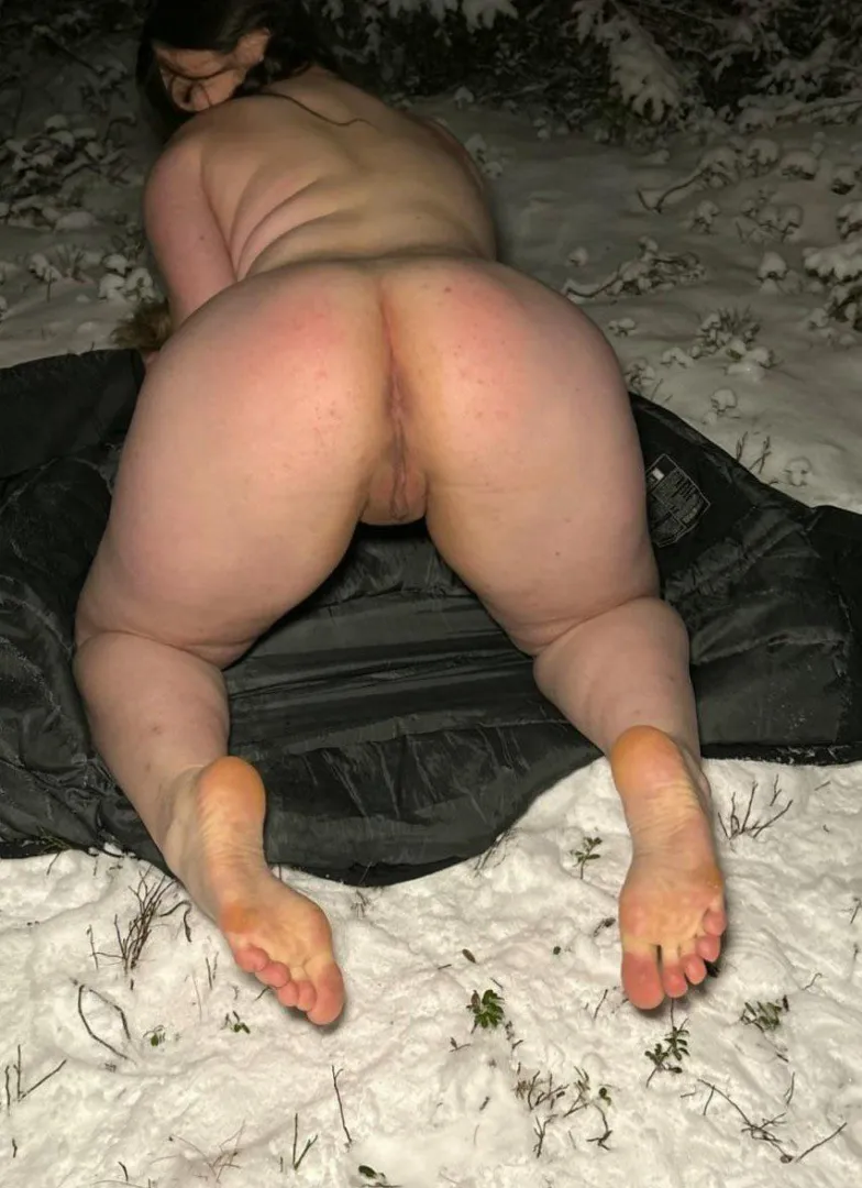 I’m feeling sweet so eat my pussy posted by LyraLands