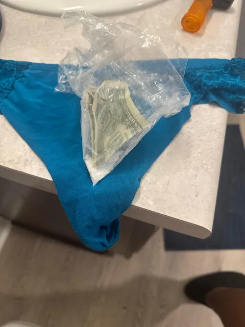 I’m going to give my neighbors a show tonight by Hamburger704