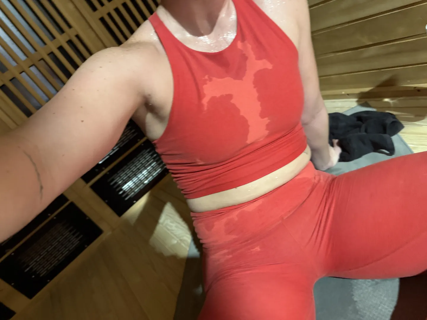 I'm gonna soak your face when i get home  posted by cumwcourt