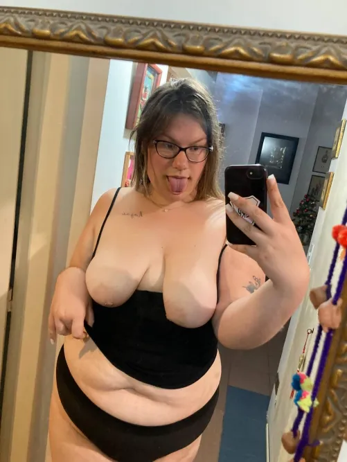 I'm i too young for you... by Historical_Dot5611