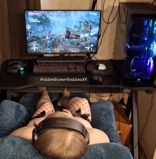 I'm loving how sexy my upgraded set up is.  by HiddenGamerGoddesXX