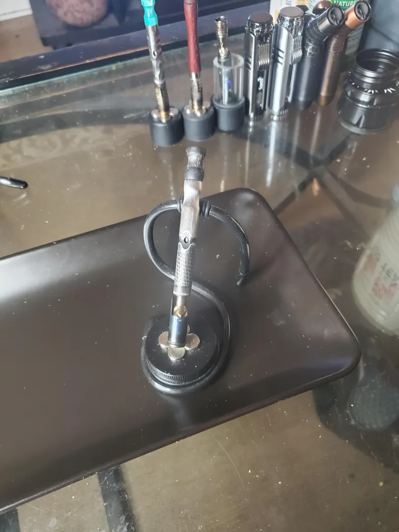 I'm loving this stash stand that leans my Dynavap. posted by drumone59