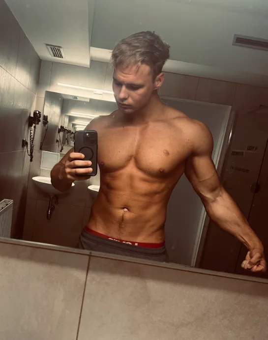 i’m made to take control, not to play by the rules posted by Robin_Rieff