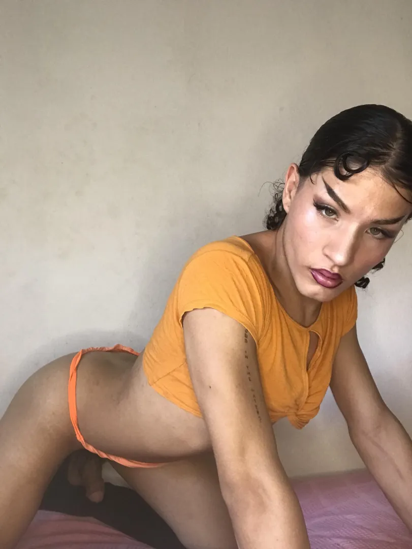 I'm new! posted by Cristina_noche