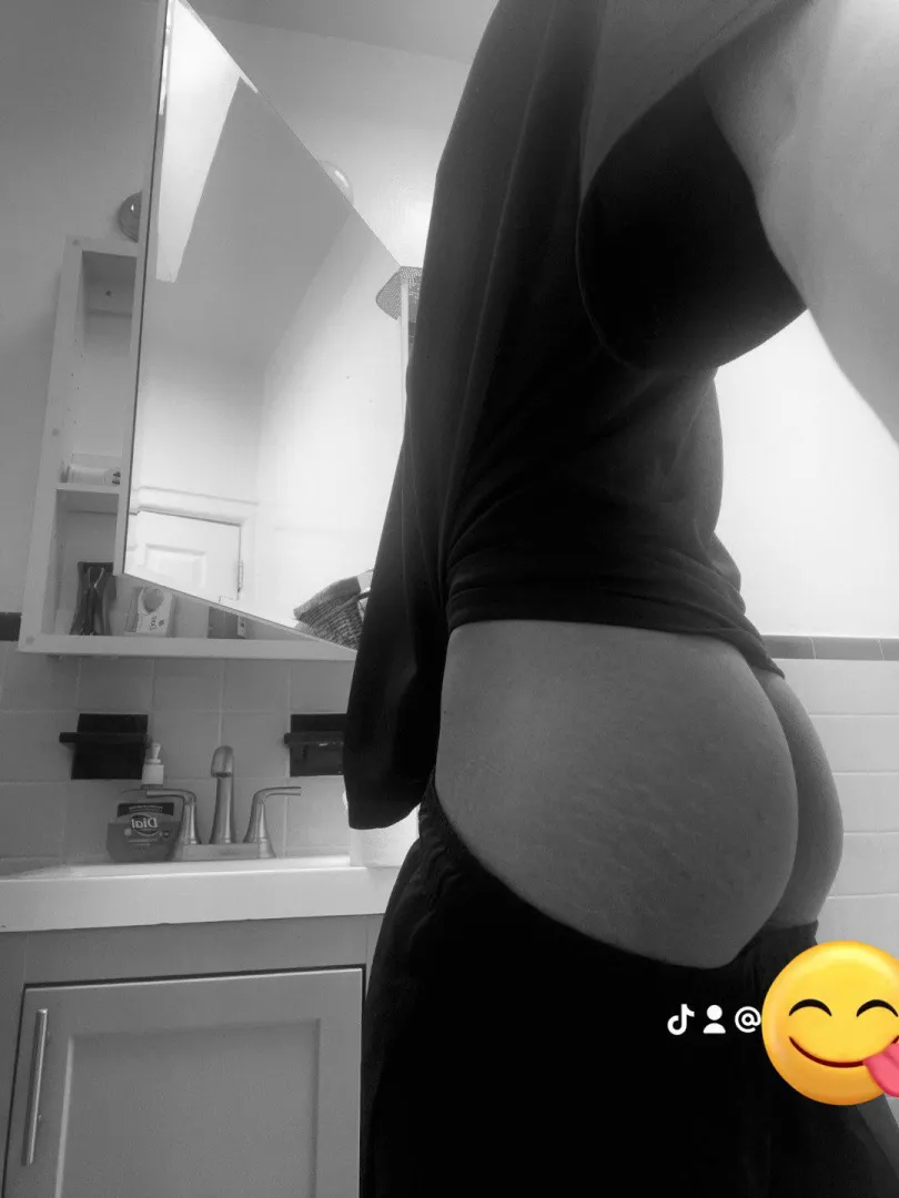 I'm not a femboy  posted by Evan_xox