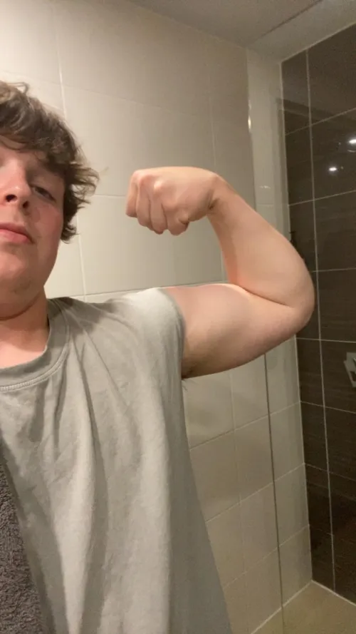 I’m not as big as others but working on it by runna_gay