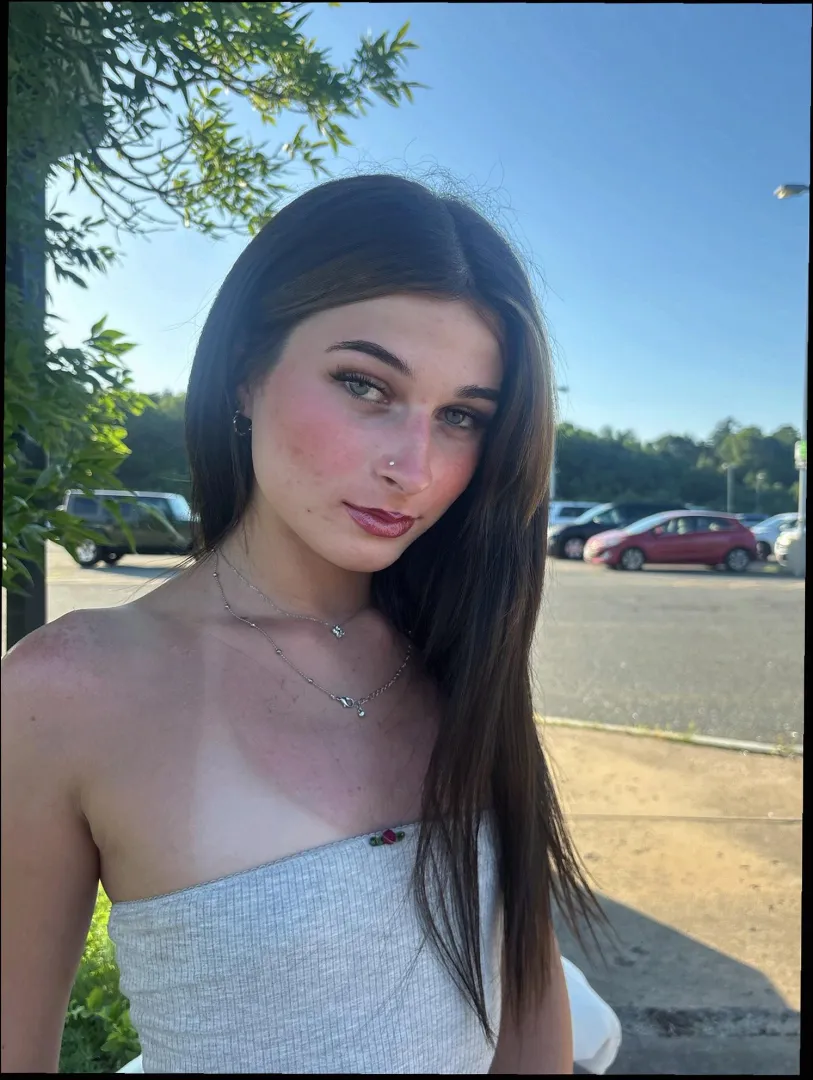 im picking some random redditors to send nudes to who is in posted by Annual_Guarantee_940