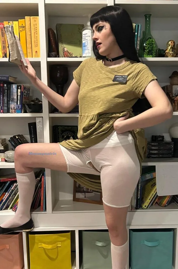 I'm preparing my lesson posted by Mommynatrix69