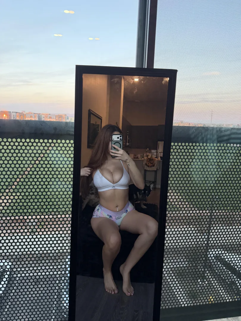 I’m ready for u daddy posted by athenasfeet13