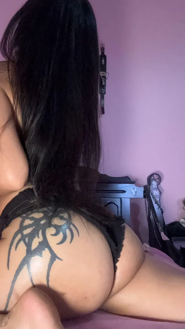 Im snakebutting for SnakeButt  posted by Kaya_kimura