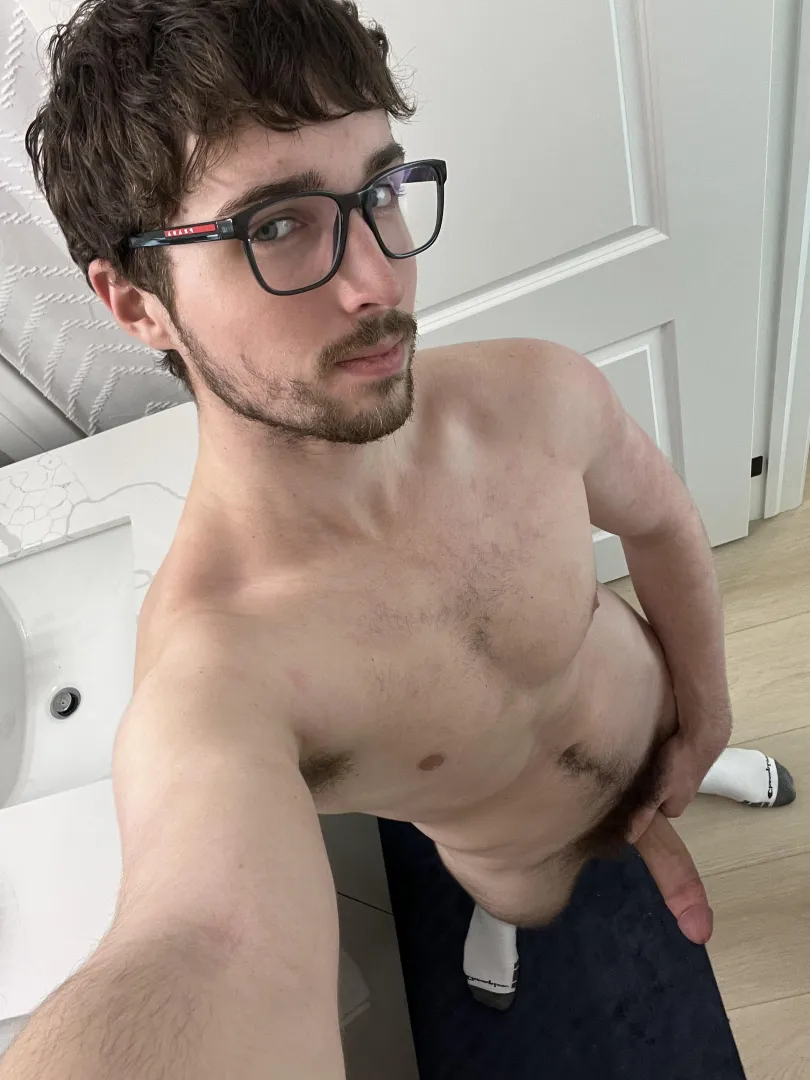 I’m so horny right now posted by sadboycad