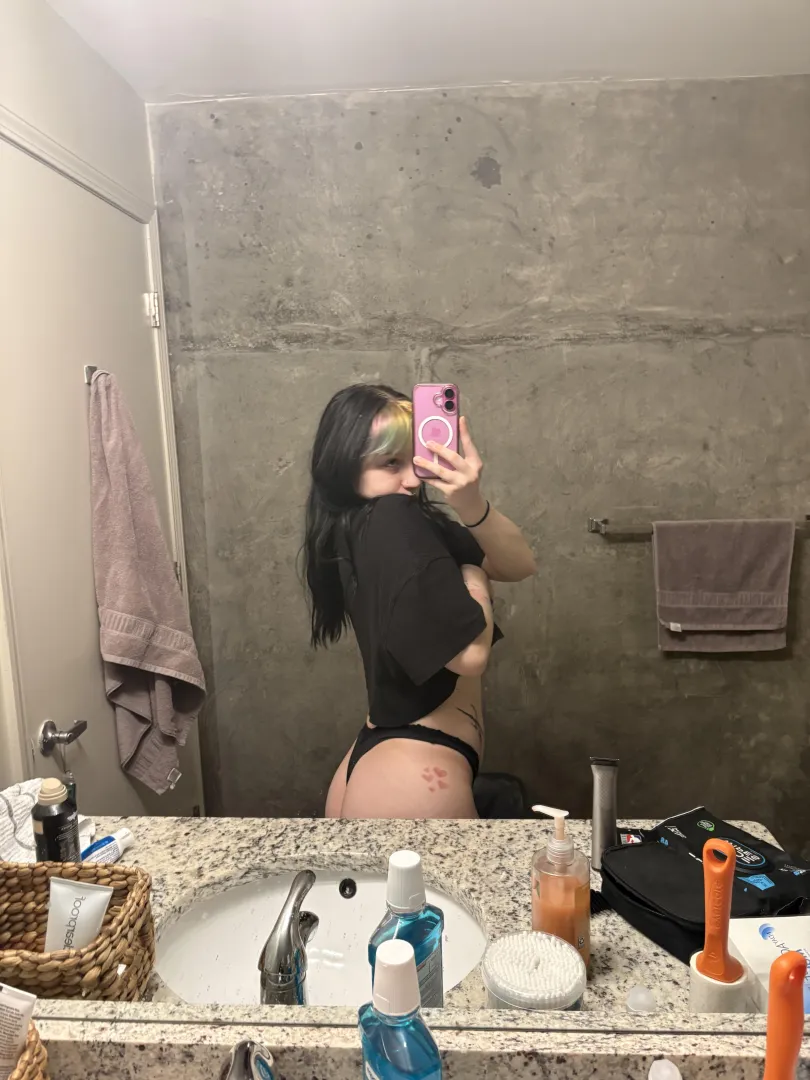 i'm so lonely here without you ... posted by urnmadison