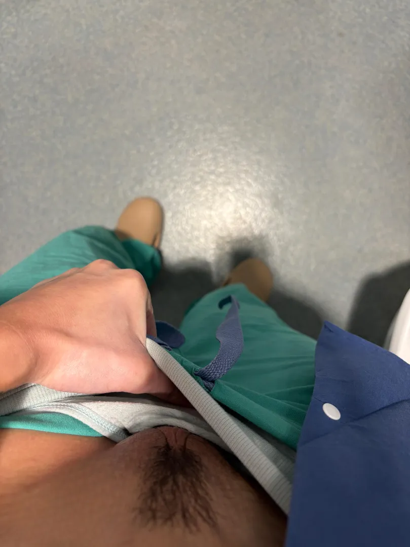 I’m so naughty at work… posted by lawlesslayna