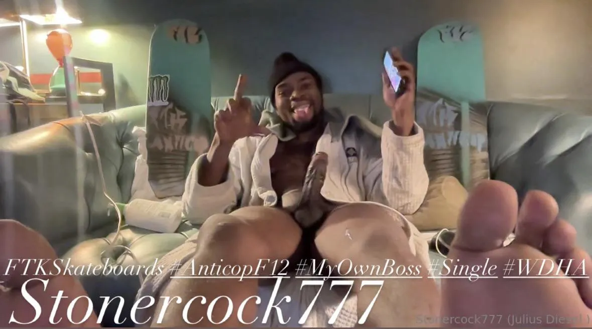 I’m straight, but I got a place to dump your pay check #ItsInMyBio posted by CatchLatter1192