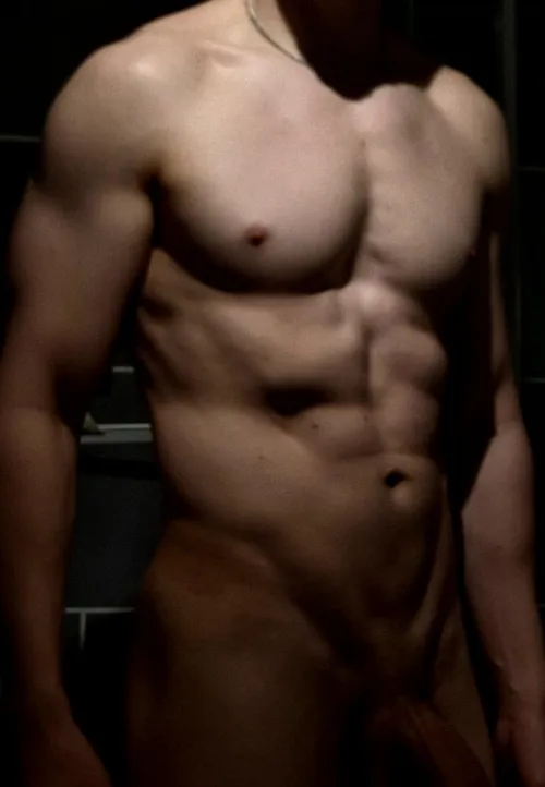 I'm straight but naturally submissive. Can I try being a twink? by Str8withCake2