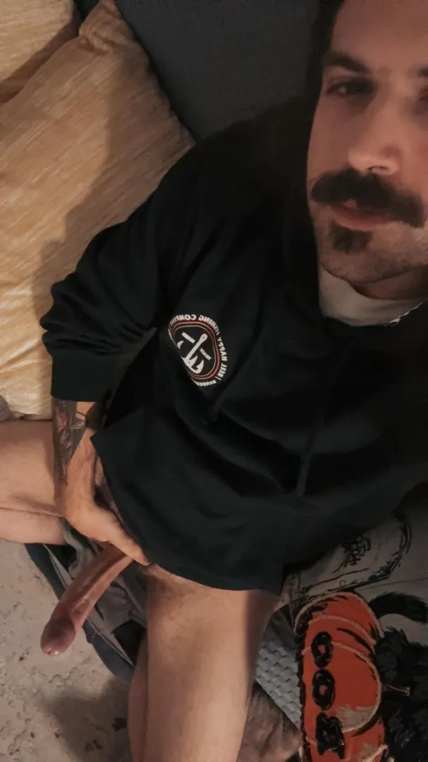 I’m the bad decision you’ll enjoy making posted by KyrensCoven