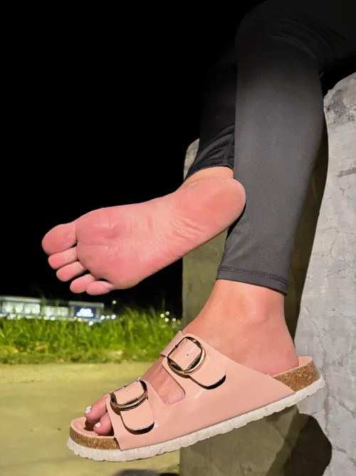 I’m tired of walking. Can you massage my feet with your tongue? by kethrinef8t