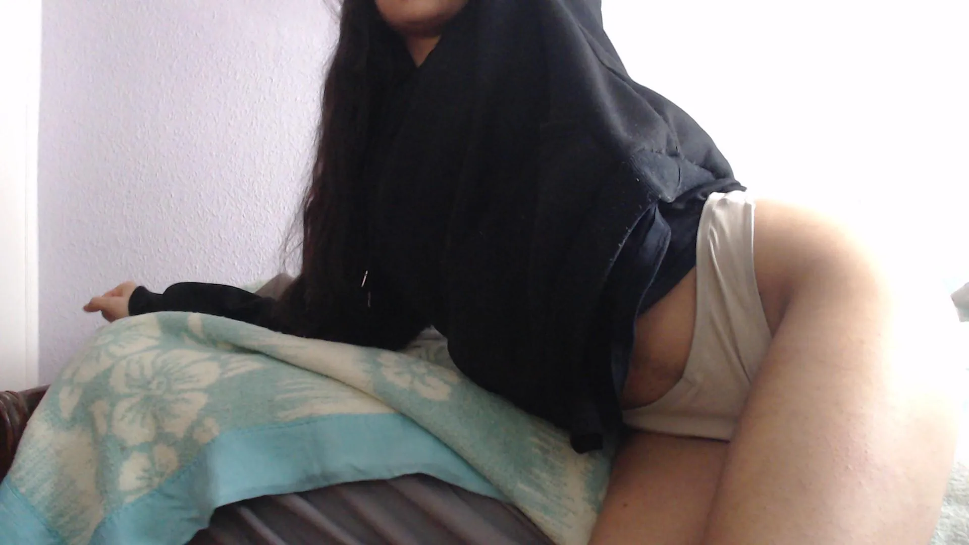 i'm waiting for you papi posted by First_Revolution_36