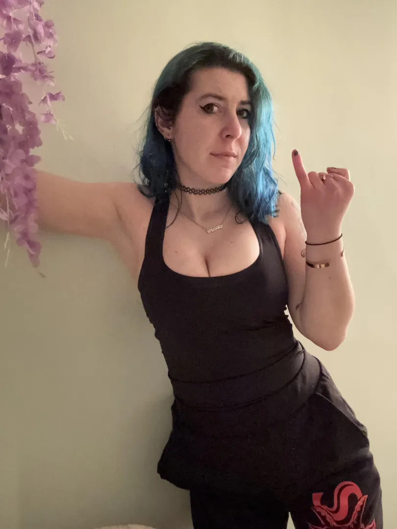 I'm worried, I didnt think that size was even physically possible posted by sirenskiss3