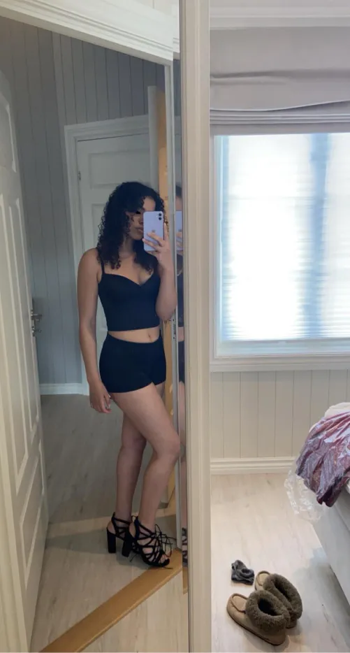 I’m your Date tonight.. by RosaliaVelvet