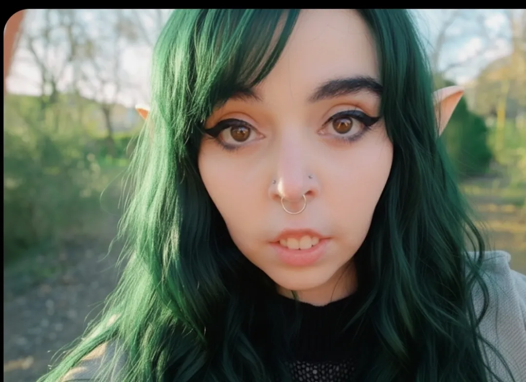 I'm your favorite elf posted by Ruurekii71