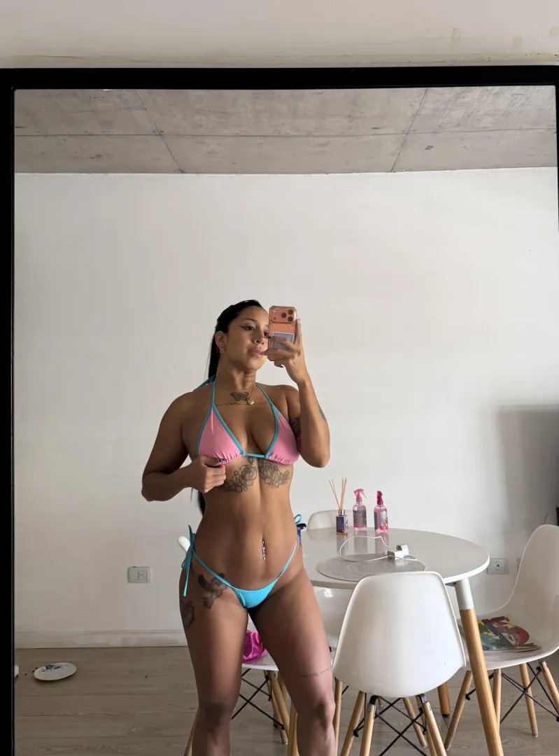 im your hot bad bitch  posted by babygalsivip