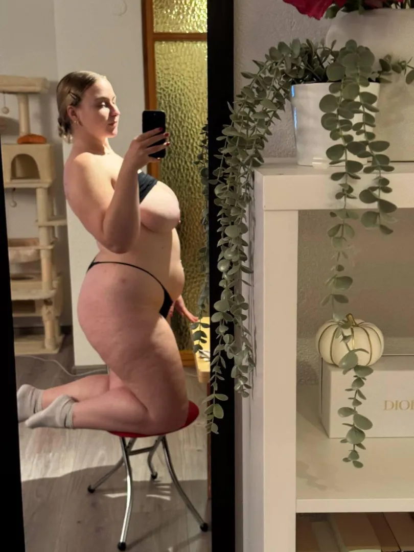 Imagine how easily you could slide these off and claim me posted by madisonthehobbs