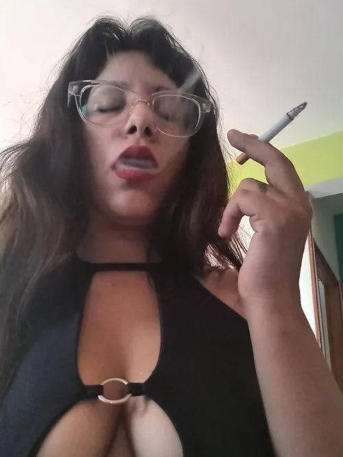 Imagine my breath filled with that delicious smoke by eymiqueen