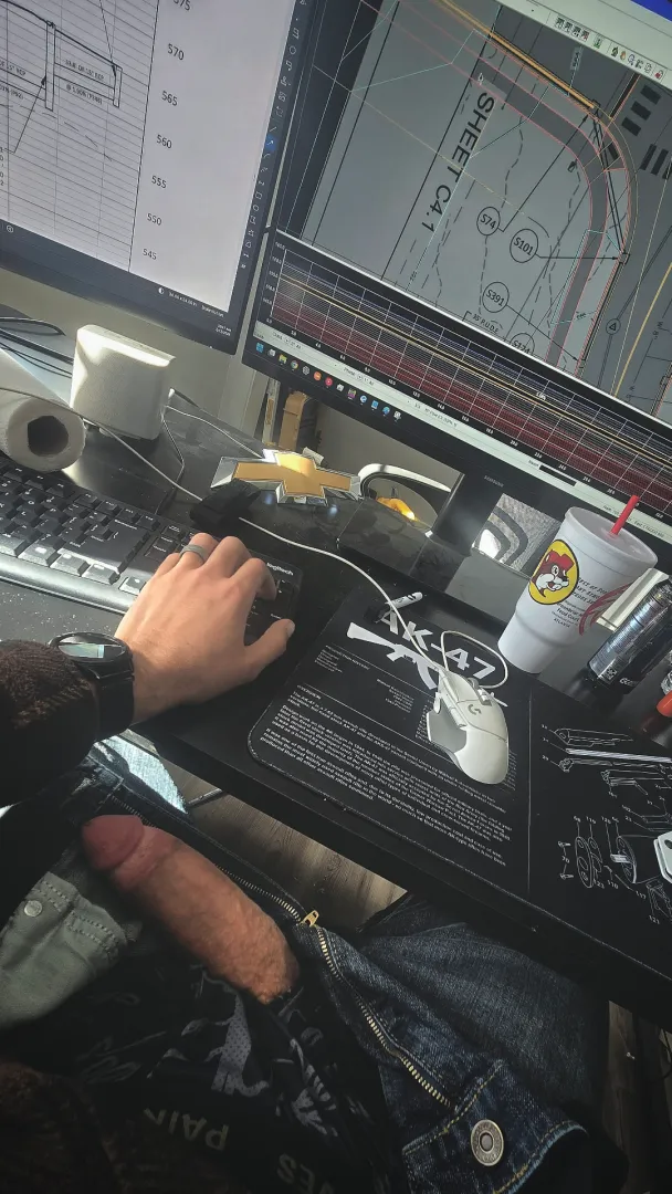 Imma need some help at work posted by jfuzzydude