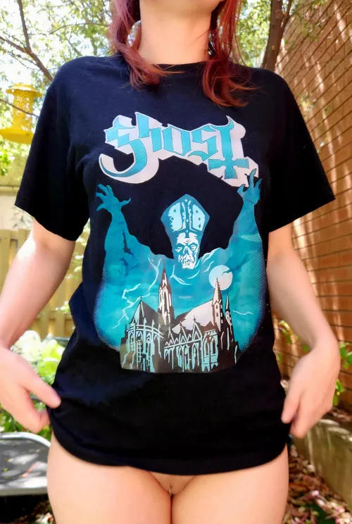 In an ideal world this is how we'd all walk around by -RosieDownUnder-