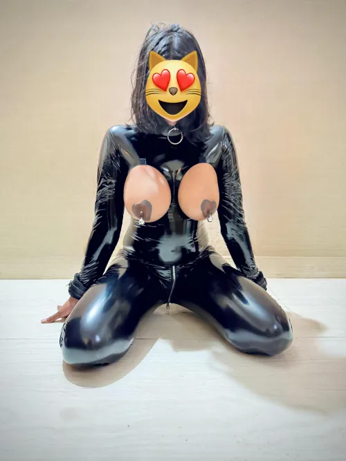 In love with this open bust Latex BodySuit !!![F] by mallupuppyfluffy