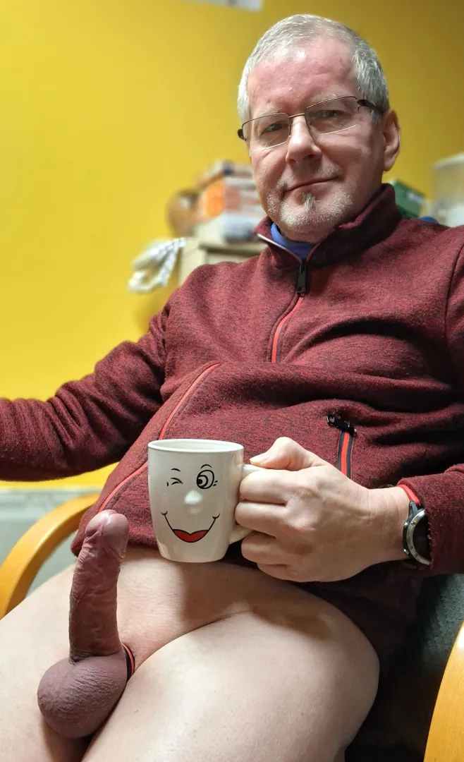 In my office posted by Petzibaer61