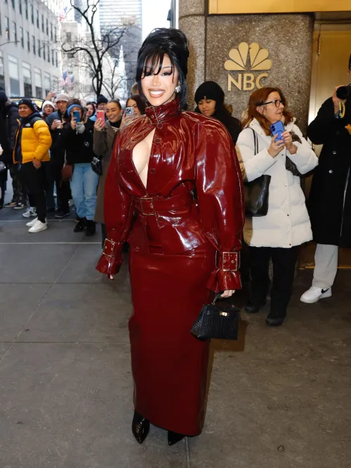 In New York by Annual_Wrangler_5003